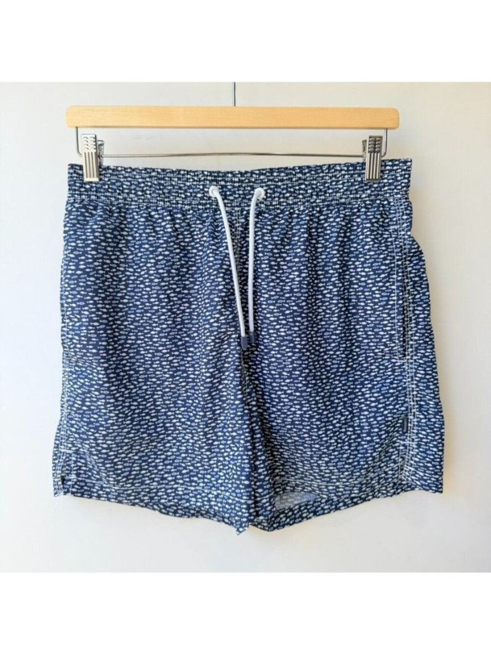 Hackett London Resort Volley Swim Trunks Men’s Size Small Blue Fish Print A161